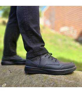 botas comodas de piel negras de hombre fabricadas por Grsiport con memebrana impermeable Gritex