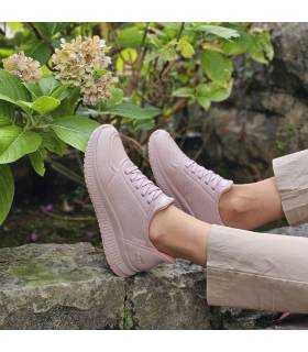zapatillas con sitema silp-ins para mujer de color rosa fabricadas por Skechers