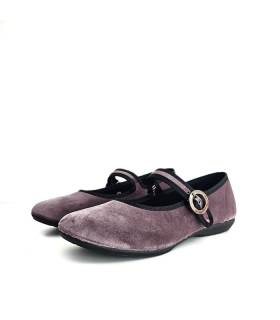 zapatillas casa mujer Cabrera Mercedes lila con hebilla, puestas