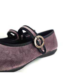 detalle textil zapatillas casa mujer Cabrera cómodas