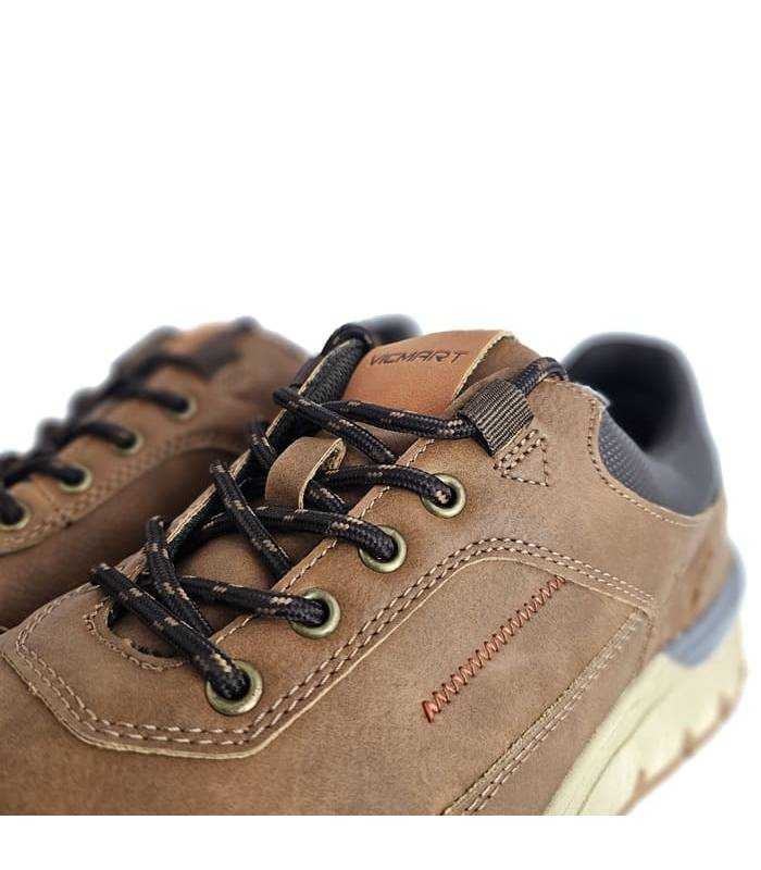 detalle cordones zapatos hombre camel Vicmart