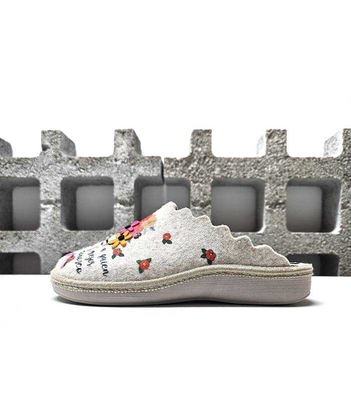 Zapatillas invierno mujer Frida Salvi descalzas vista lateral