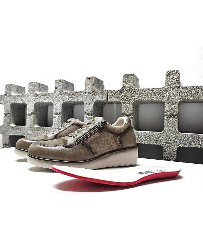zapatos Treintas plantilla extraíble taupe piel