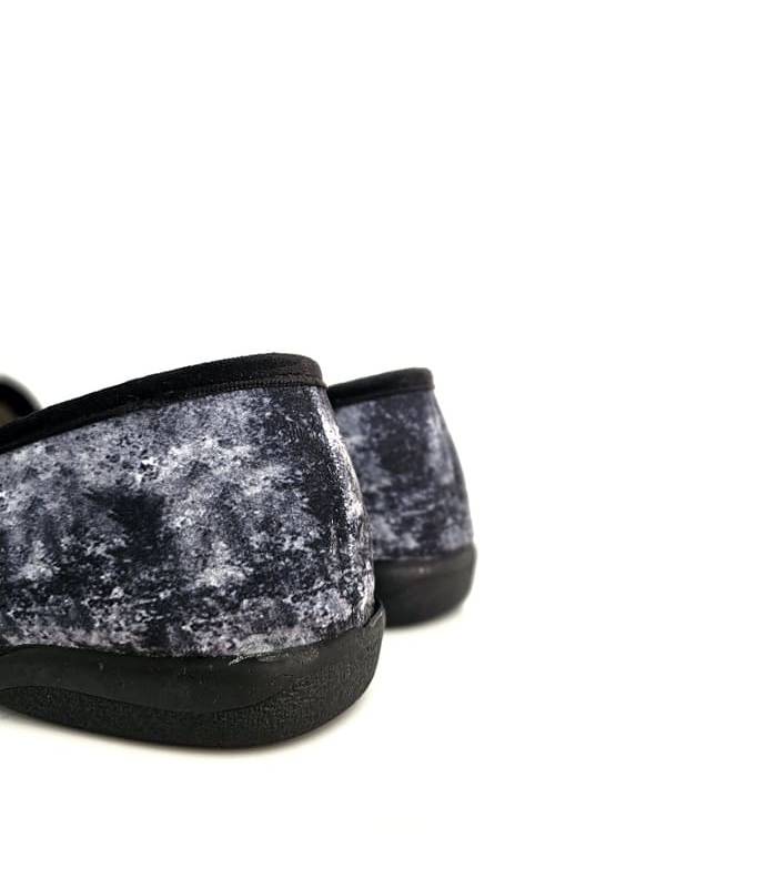 Detalle trasera zapatillas casa hombre originales Pelusin