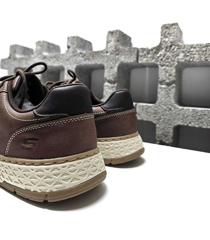 talón Skechers Garlan Pryor marrones impermeables