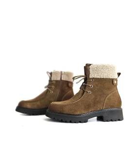 Botines sport serraje mujer marrón detalle lateral