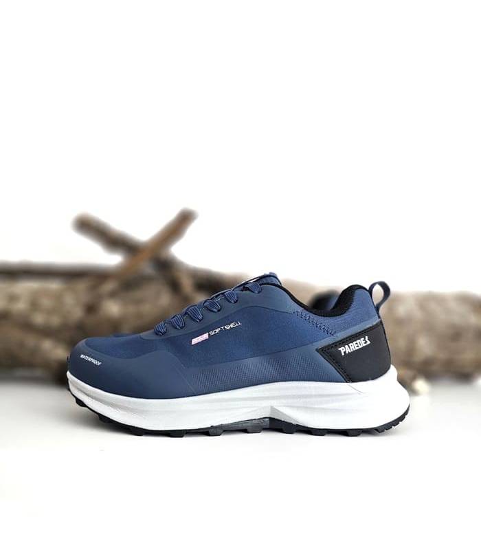 perfil lateral zapatillas trekking mujer azules Paredes