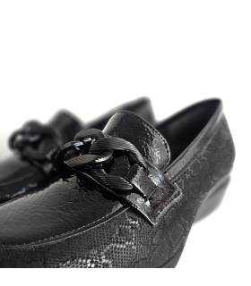 detalle hebilla mocasines mujer Doctor Cutillas negro