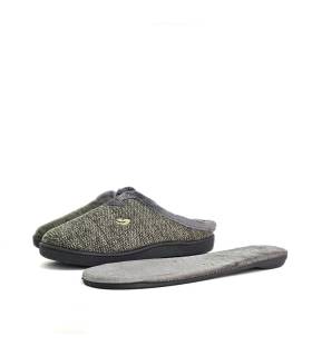 zapatillas de casa de Plumaflex para invierno junto a la plantilla extraida