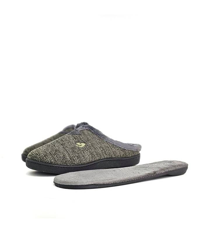 zapatillas de casa de Plumaflex para invierno junto a la plantilla extraida