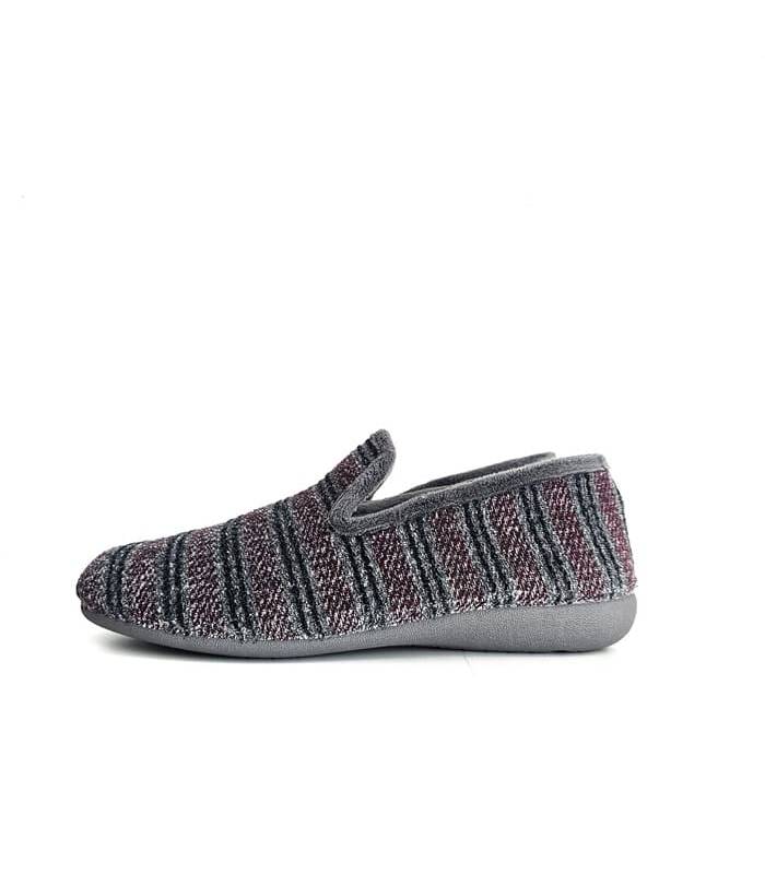 perfil lateral zapatillas hombre invierno España