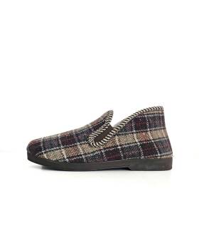 perfil lateral zapatillas hombre invierno España