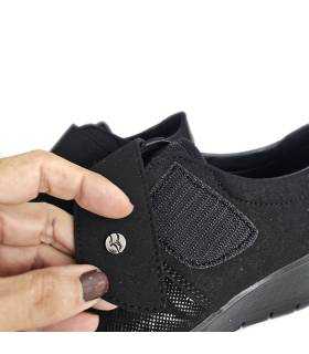 zapatos mujer negros cierre de velcro abierto cómodos