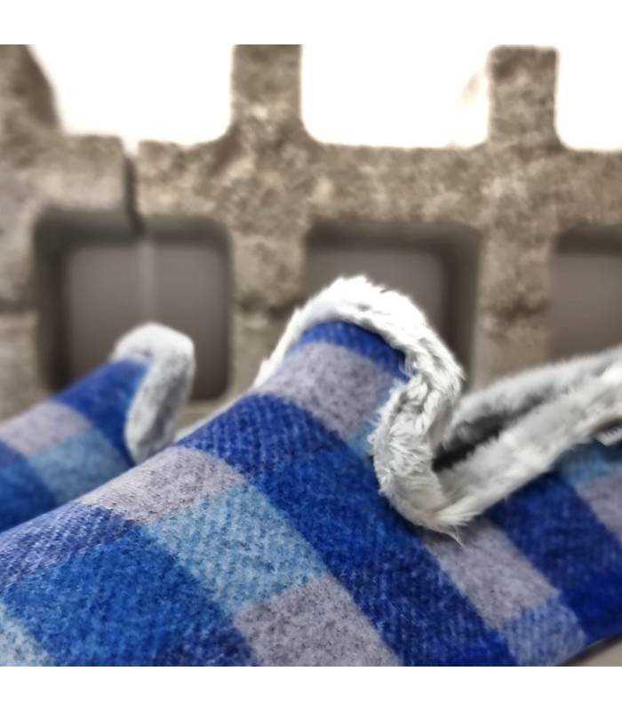 zapatillas casa mujer invierno cuadros azules Garrido Muro detalle pelito
