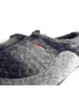 detalle tejido jaspeado gris azul zapatillas casa Cabrera hombre