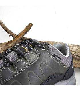detalle piel nobuk zapatillas trekking grisport hombre