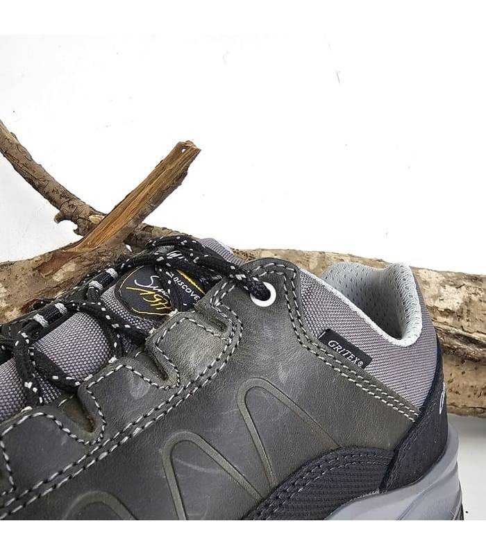 detalle piel nobuk zapatillas trekking grisport hombre