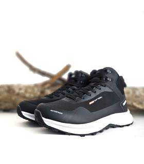 Botas trekking impermeables hombre Paredes Ayllón vista frontal