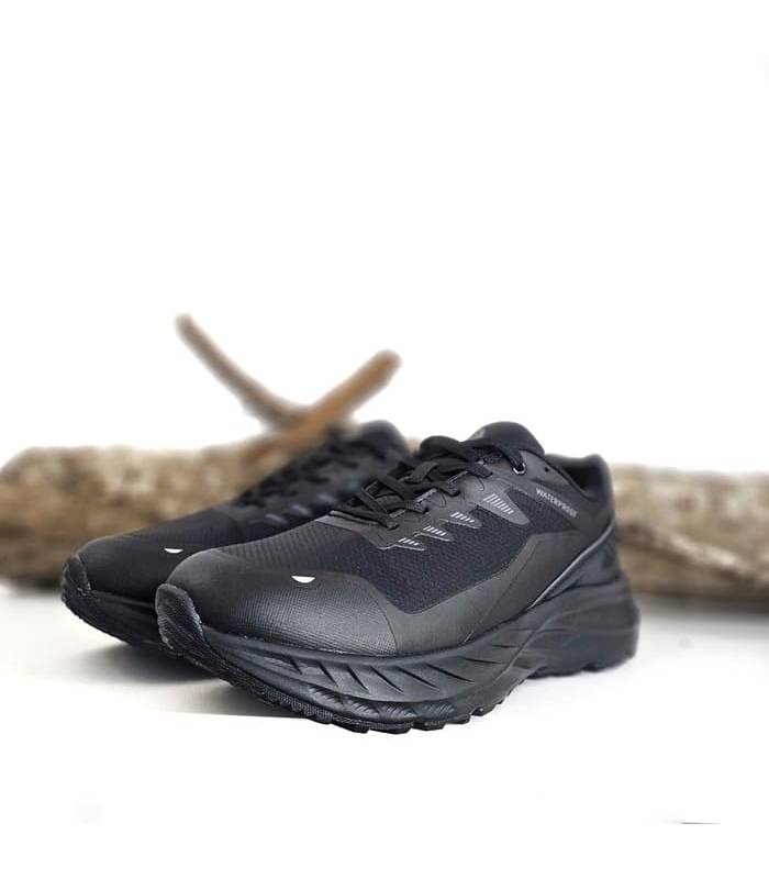 zapatillas trekking impermeables hombre Paredes Llombai negras
