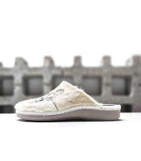 zapatillas casa mujer gatitos Salvi destalonadas vista de perfil