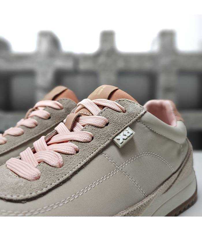 zapatillas xti beige detalle cordones rosa