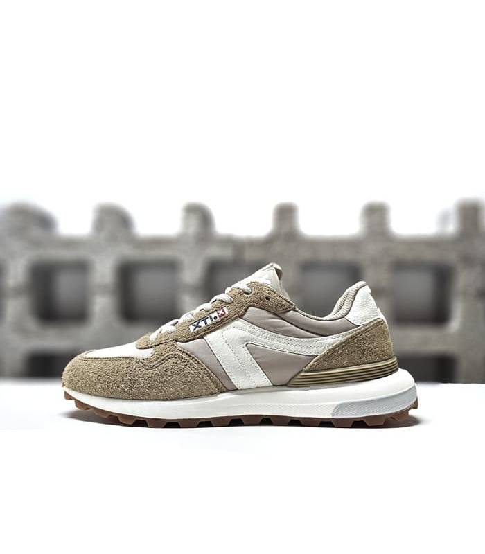 zapatillas beige blancas hombre perfil lateral