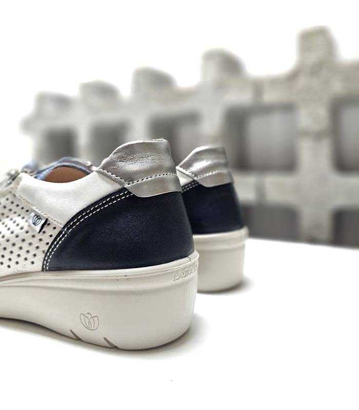 zapatos deportivos cuña baja Laura Azaña talón azul