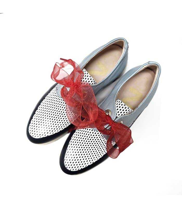 vista superior de los zapatos para verano ligeros de Nival