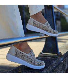zapatos tipo mocasin de mujer ligeros del Doctor cutillas puestos