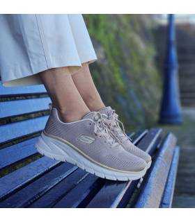 Skechers zapatillas Fashion Fit mujer beige puestas