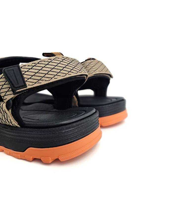 detalle talón sandalias trekking hombre Paredes