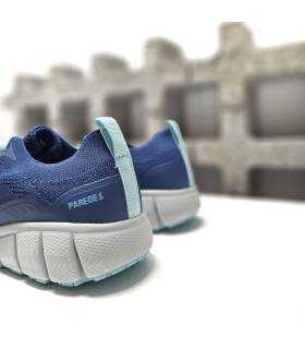 detalle talón zapatillas deportivas mujer Paredes