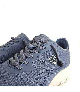 Detalle tejido transpirable azul Runner Lady Laura Azaña