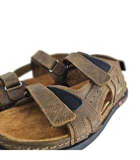 detalle velcro sandalias piel hombre