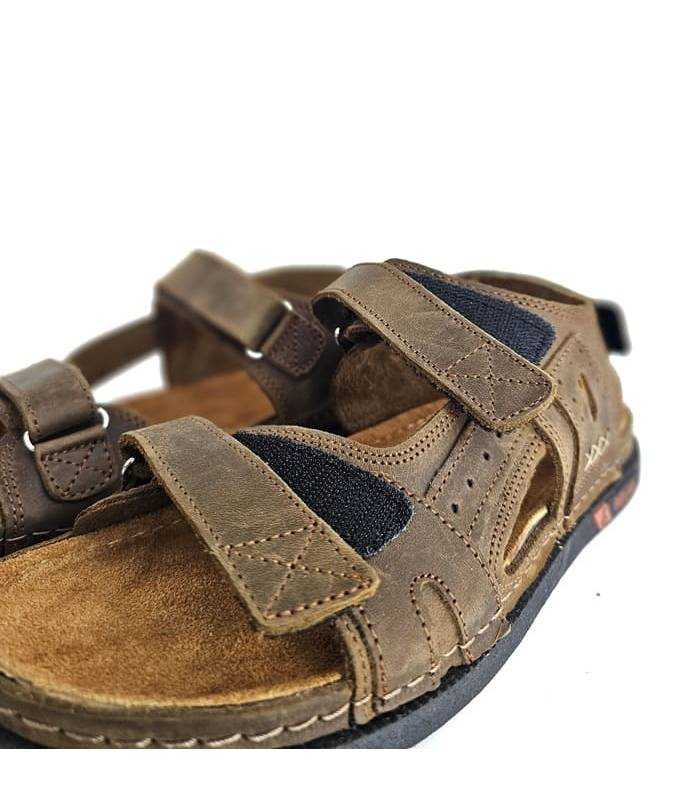 detalle velcro sandalias piel hombre