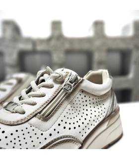 detalle cordones ajustables mujer de los zapatos deportivos de Treintas