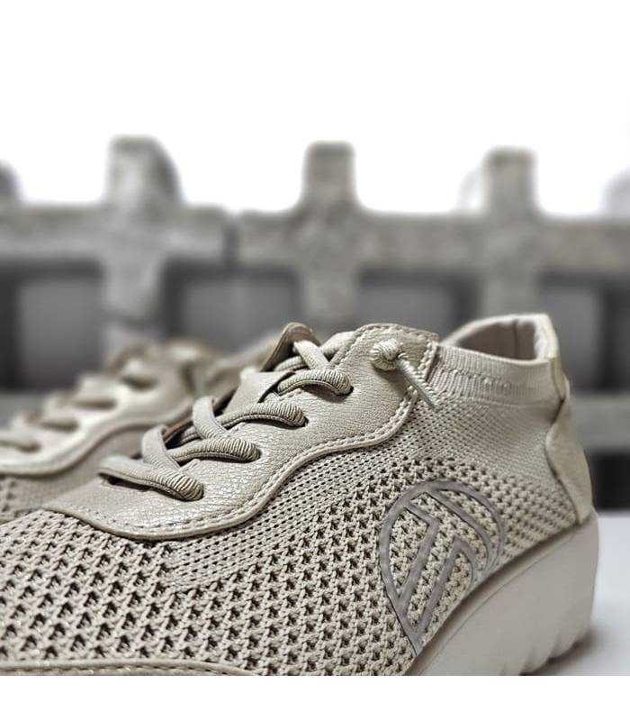 detalle cordones elásticos Treinta’s beige