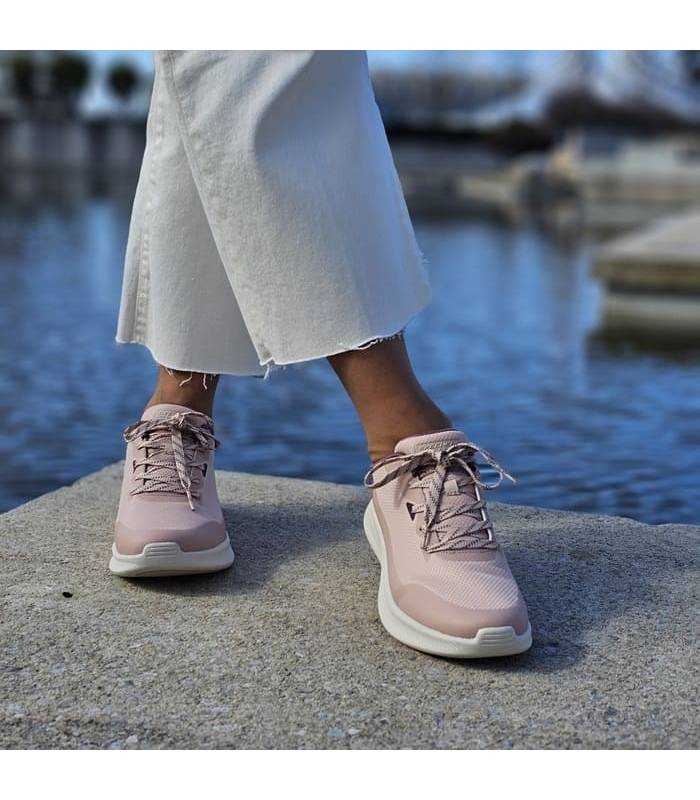 Zapatillas deportivas mujer Skechers Bobs Moda Flex rosas puestas