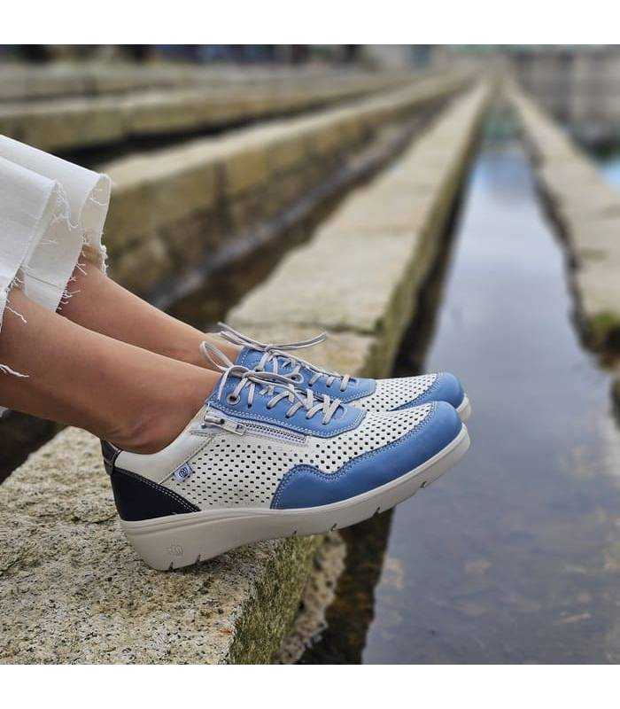 zapatos comodos de mujer para verano con cordon y cremallera puestos