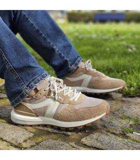 Zapatillas casuales hombre verano XTI beige puestas