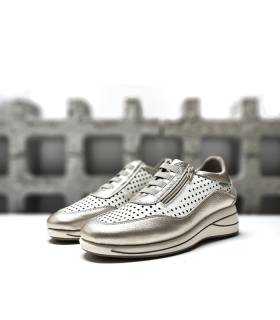 zapatos cuña verano mujer piel dorada diseño perforado transpirable