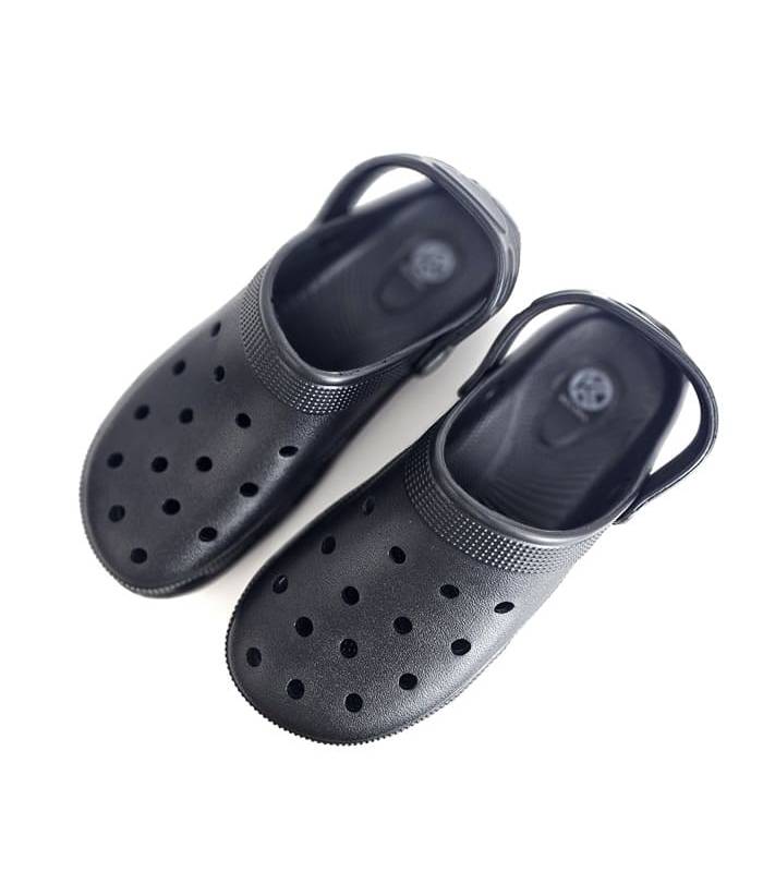 2️⃣ zuecos piscina hombre negros ligeros transpirables