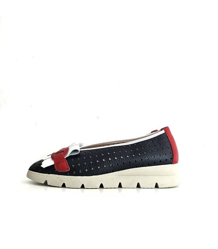 Vista lateral mocasines casual mujer ligeros estilo marinero