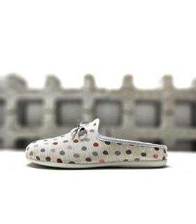 vista lateral zapatillas casa mujer descalzas Cabrera