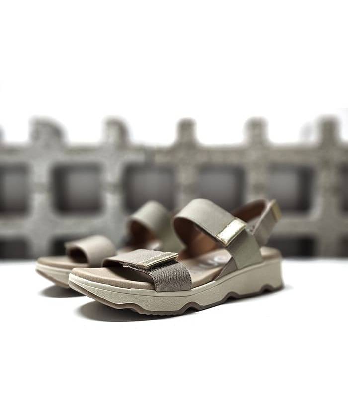 sandalias cómodas mujer velcro Leilan color topo cuña ligera