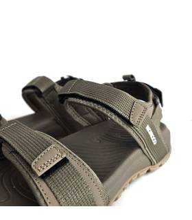 detalle sandalias hombre velcro verde caqui