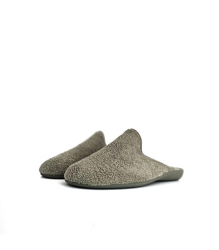 zapatillas casa hombre verde kaki