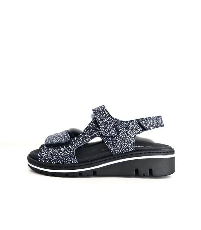 sandalias mujer piel ancha vista lateral