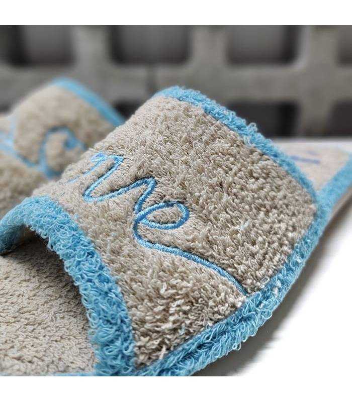 detalle bordado love zapatillas mujer