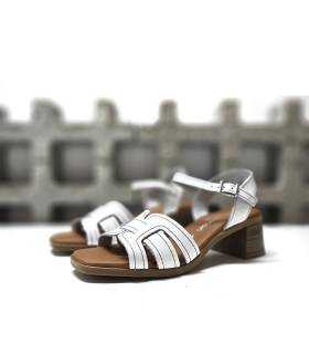 sandalias mujer cómodas blancas piel tacón bajo